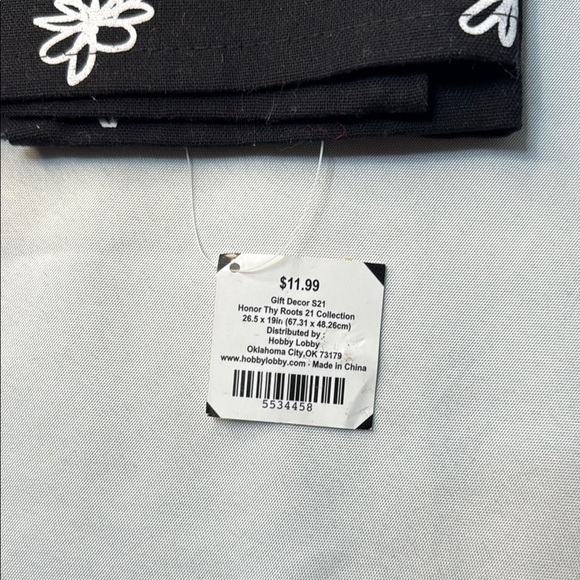 Floral Black kitchen flour sack towel, grandma quite, NWT - Picture 3 of 7